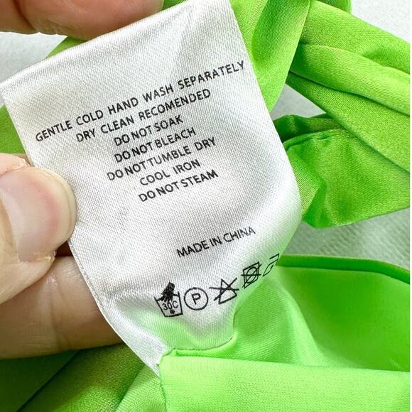 White Fox Got Game 2 Piece Satin Maxi Skirt & Crop Top Set Lime Green XS NWT - Picture 11 of 11